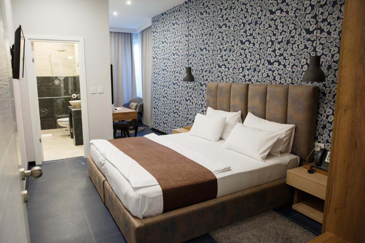 Crystal Light Hotel