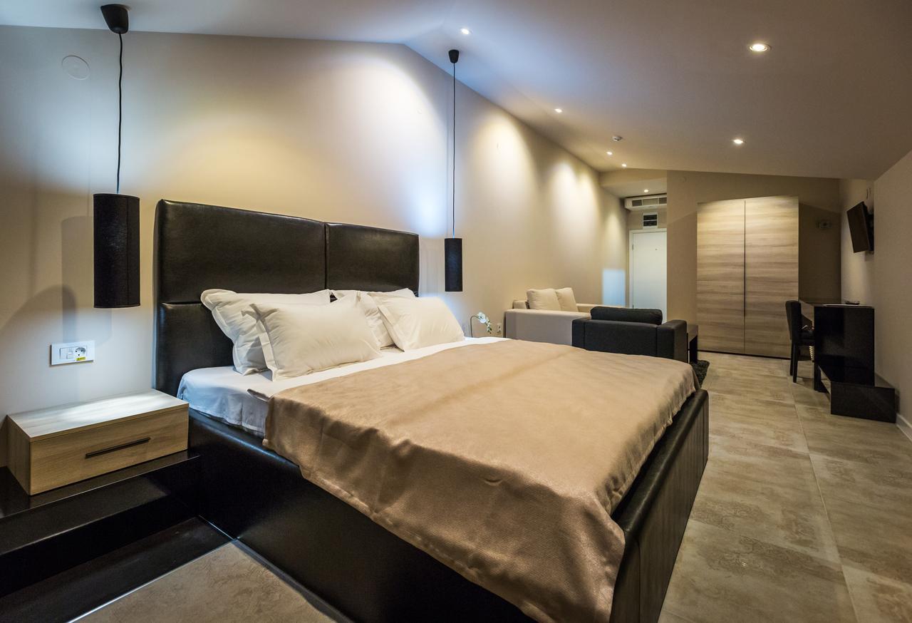 Hotel Crystal Light 4*